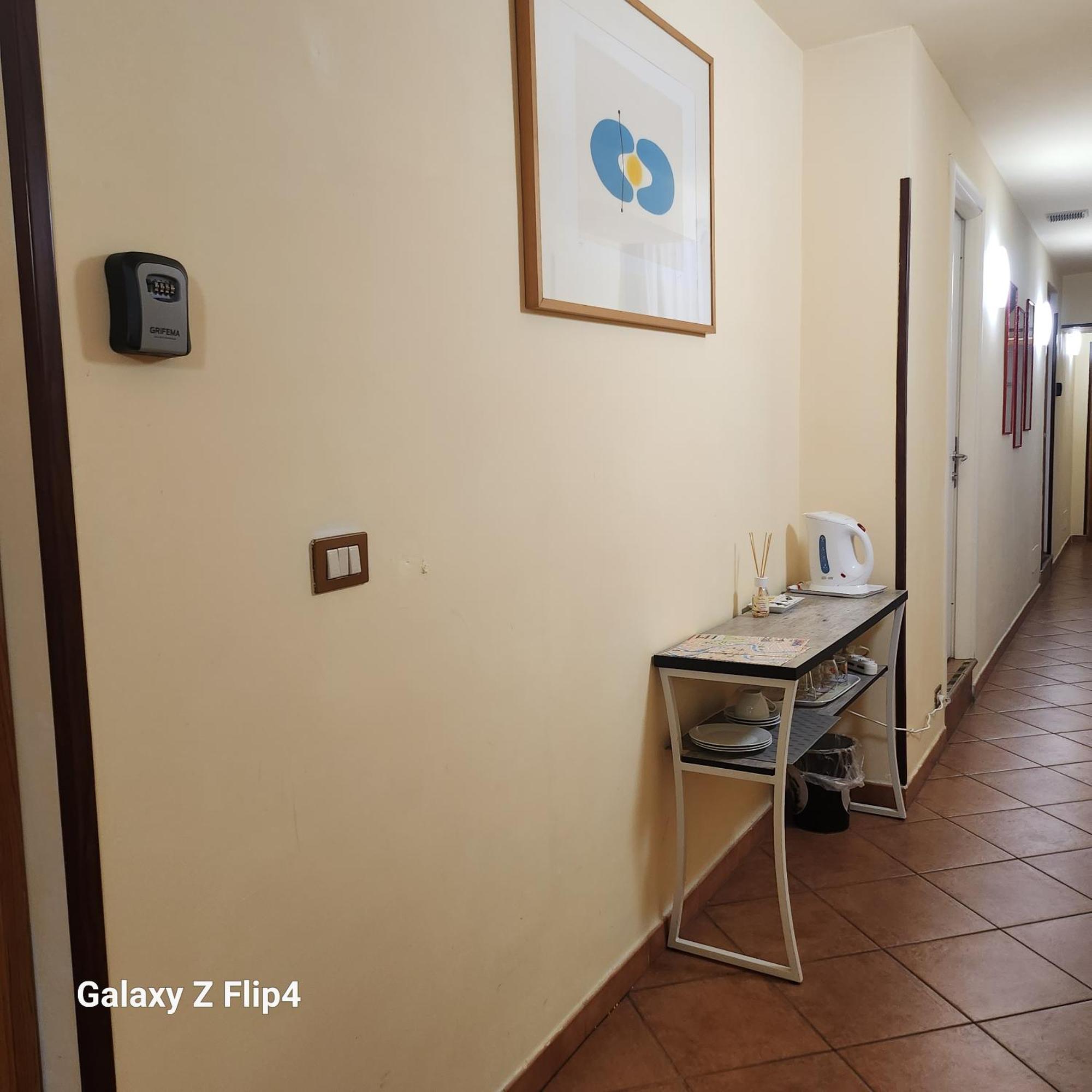 Sweethousevittorio Hotel Rome Bagian luar foto