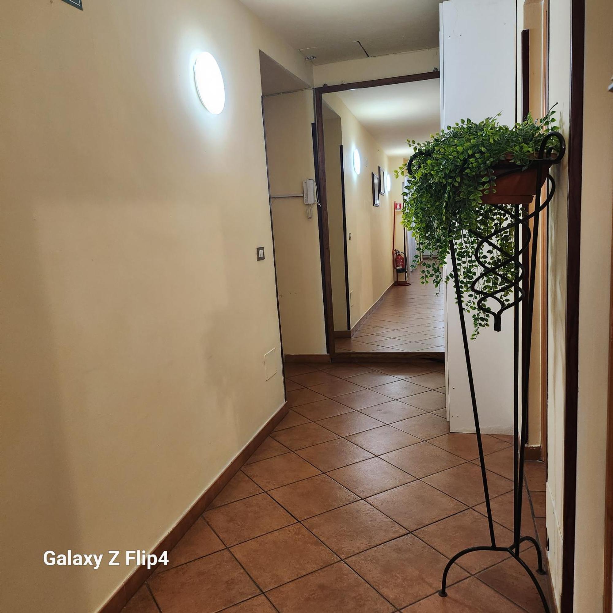 Sweethousevittorio Hotel Rome Bagian luar foto